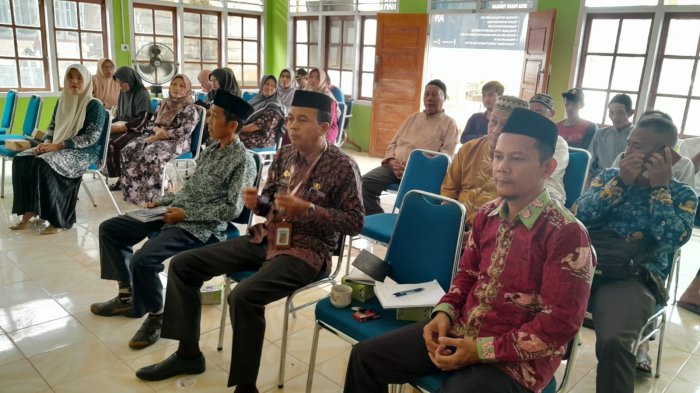 Sinergi Madrasah dan Desa, Muhamad S.Ag Hadiri Rapat Semarak Ramadan Sinergi Madrasah dan Desa, Muhamad S.Ag Hadiri Rapat Semarak Ramadan