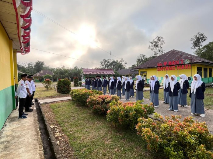 MAN 3 Batang Hari Laksanakan Ujian Tes Kemampuan Akademik (TKA) untuk Kelas XII