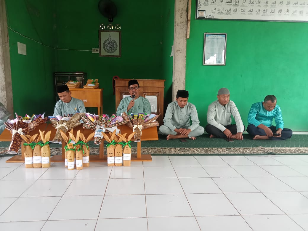 â€œLaksanakan Pembagian Rapor, MAN 3 Batang Hari Tutup Tahun Pelajaranâ€