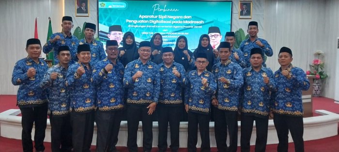 Tingkatkan Profesionalisme ASN, Pimpinan MAN 3 Batang Hari Ikuti Penguatan Digitalisasi Madrasah Tingkatkan Profesionalisme ASN, Pimpinan MAN 3 Batang Hari Ikuti Penguatan Digitalisasi Madrasah