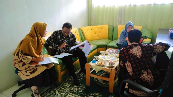 'Pendampingan Penggunaan Bahasa di Ruang Publik oleh Tim Teknis Kantor Bahasa Provinsi Jambi'