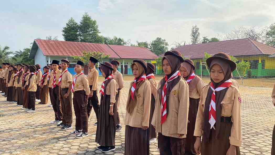 ‘MAN 3 Batang Hari Gelar Upacara Peringatan Hari Pramuka Ke-63 Tahun 2024’ ‘MAN 3 Batang Hari Gelar Upacara Peringatan Hari Pramuka Ke-63 Tahun 2024’