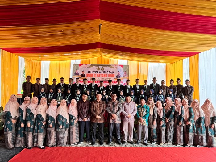 Kompak dan Meriah, Perpisahan Kelas XlI MAN 3 Batang Hari Jadi Momen Berkesan Kompak dan Meriah, Perpisahan Kelas XlI MAN 3 Batang Hari Jadi Momen Berkesan