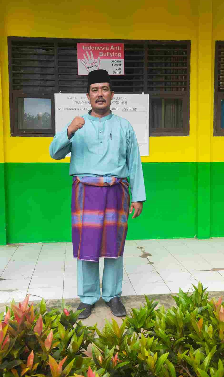 Mengenal Lebih Dekat Kepala MAN 3 Batang Hari, Sosok Teladan dan Menginspirasi