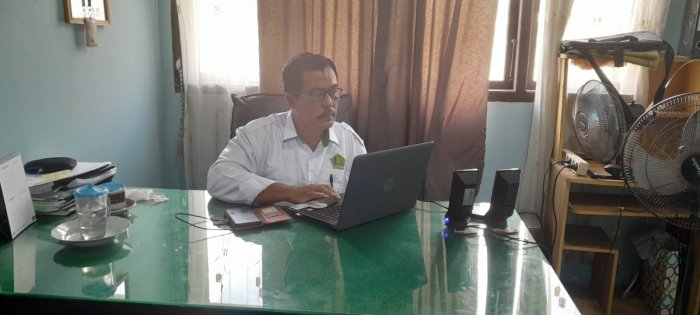 Kepala MAN 3 Batang Hari Ikuti Zoom Meeting Persiapan Tes Kemampuan Akademik (TKA) Tahun Ajaran 2025