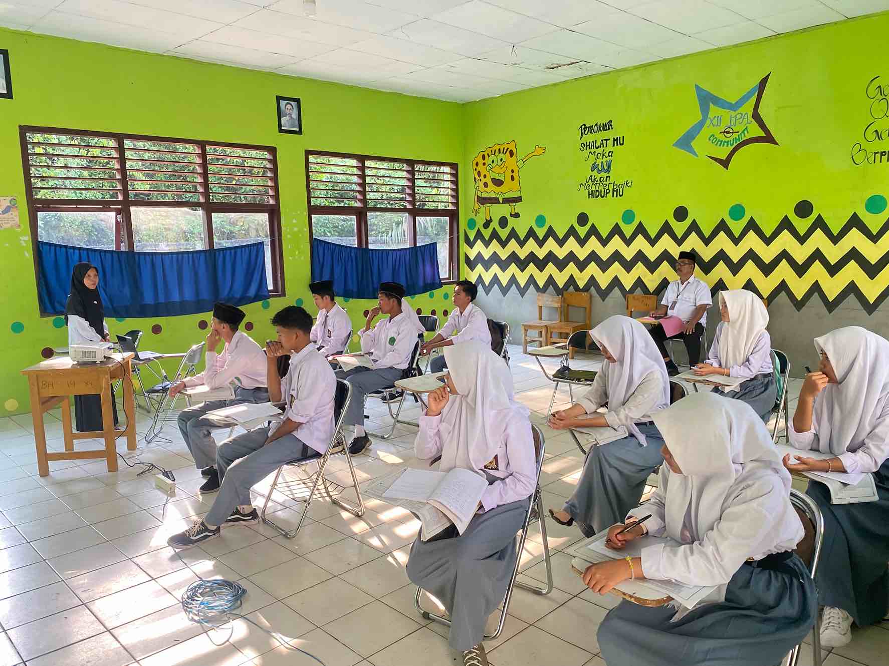 Laksanakan Supervisi Pembelajaran, Kamad Harapkan Peningkatan Mutu dan Kualitas Pendidik