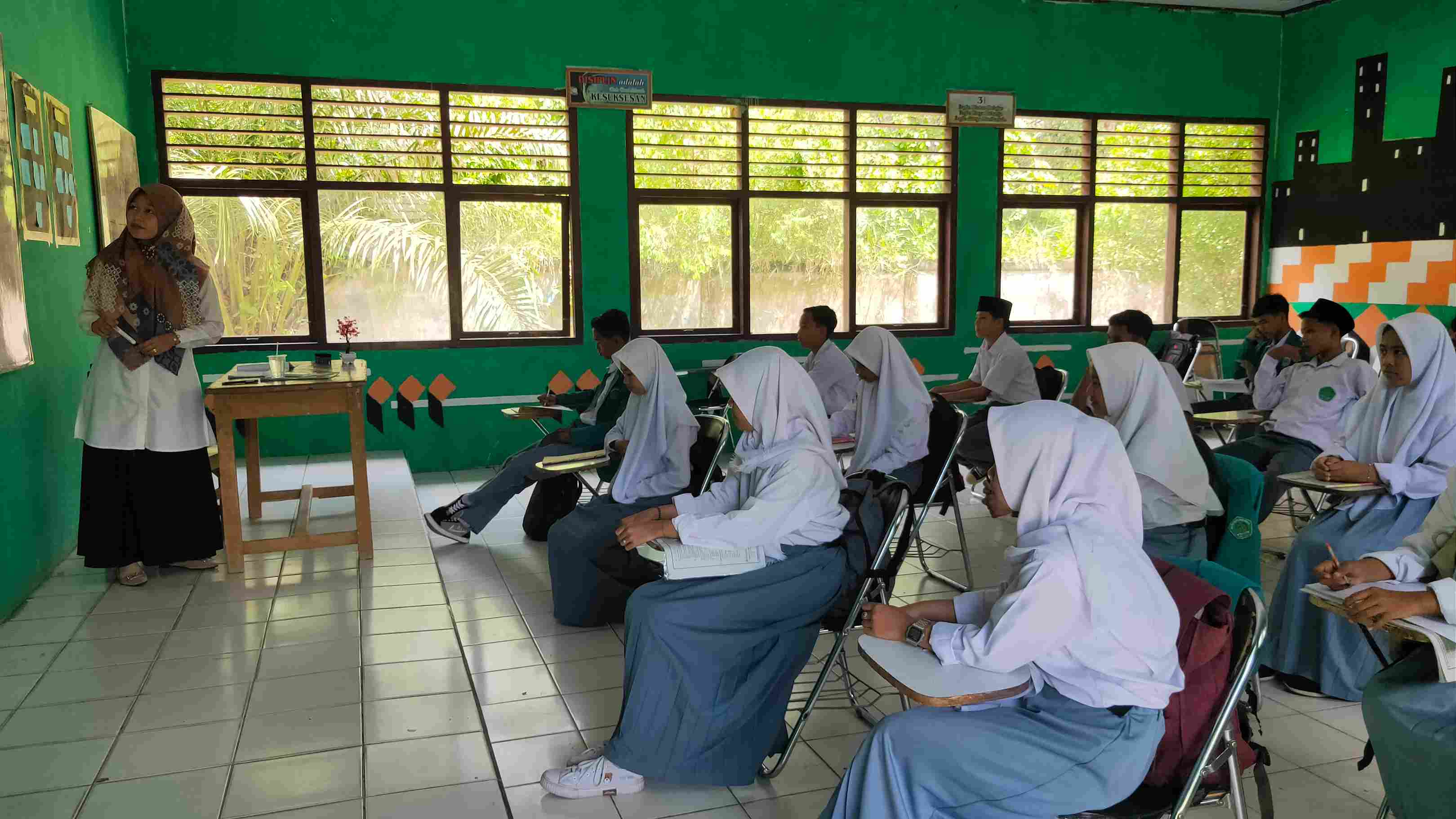 'Bangun Ekosistem Moderasi Beragama, MAN 3 Batang Hari Beri Penguatan Kepada Peserta Didik'