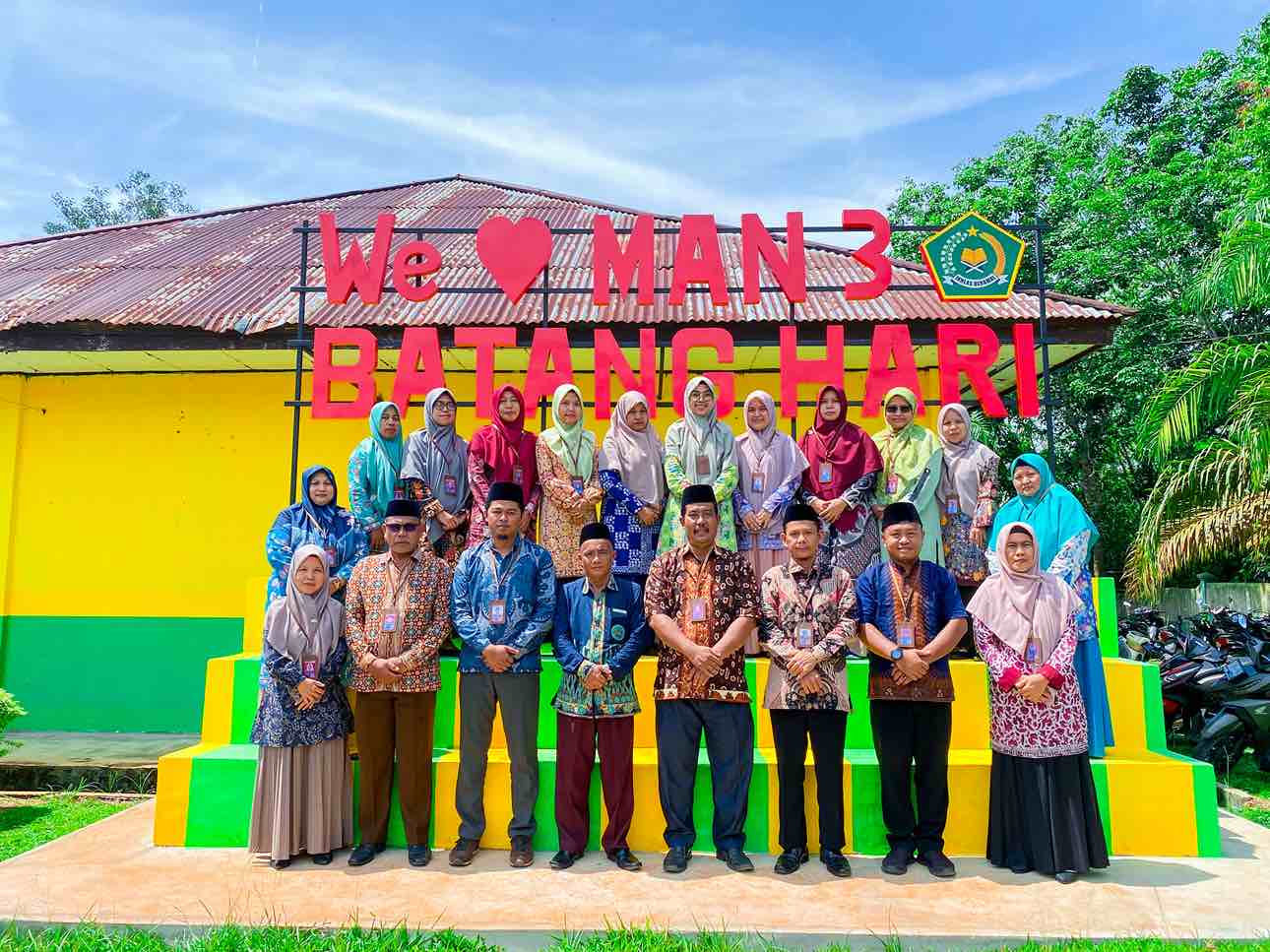 Pengawas Madrasah Lakukan Pendampingan dan Validasi Kurikulum Madrasah di MAN 3 Batang Hari Pengawas Madrasah Lakukan Pendampingan dan Validasi Kurikulum Madrasah di MAN 3 Batang Hari