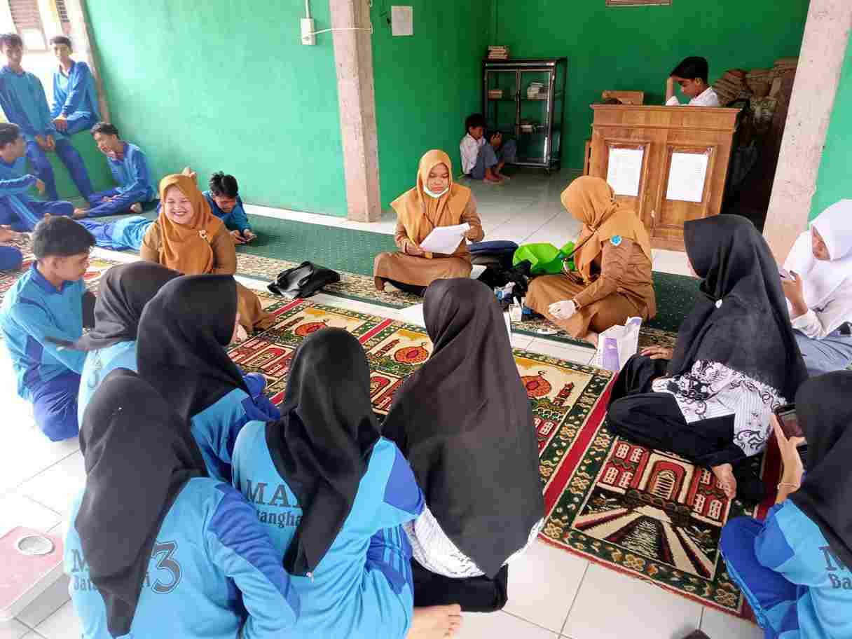 Antusiasme Civitas Akademika MAN 3 Batang Hari Ikuti Screening Kesehatan dari UPTD Puskesmas Desa Pasar Terusan