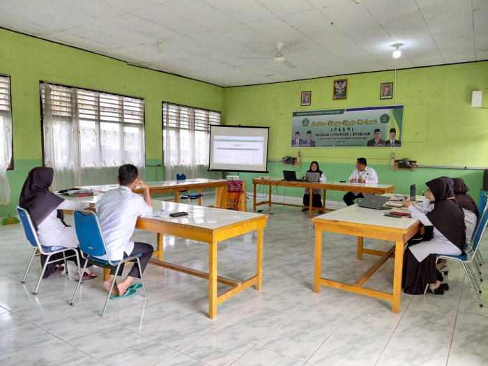 Langka Awal Tahun  Anggaran 2026, MAN 3 Batang Hari Gelar Penyusunan Perjanjian Kinerja