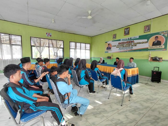 Matangkan Persiapan MATAMUDA, Kepala MAN 3 Batang Hari Apresiasi Pengurus OSIM Matangkan Persiapan MATAMUDA, Kepala MAN 3 Batang Hari Apresiasi Pengurus OSIM