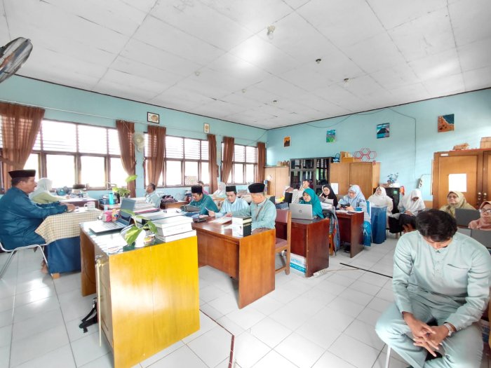 MAN 3 Batang Hari Gelar Rapat Koordinasi, Fokus pada Tugas dan Tanggung Jawab