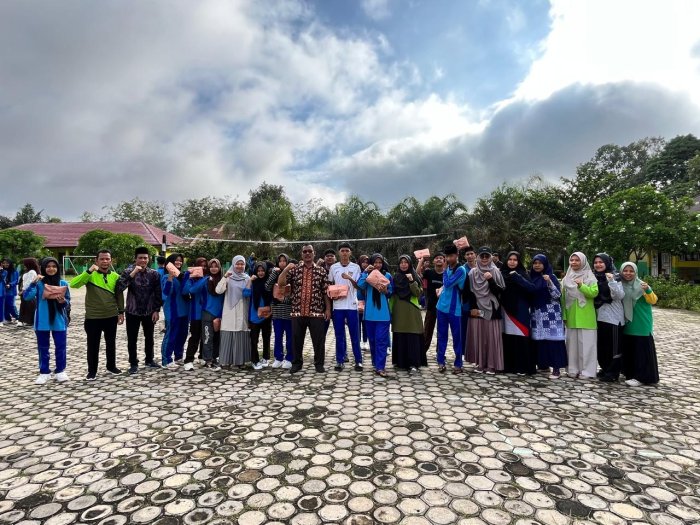 Meriah dan Penuh Antusias, MAN 3 Batang Hari Tutup Class Meeting dengan Pembagian Hadiah