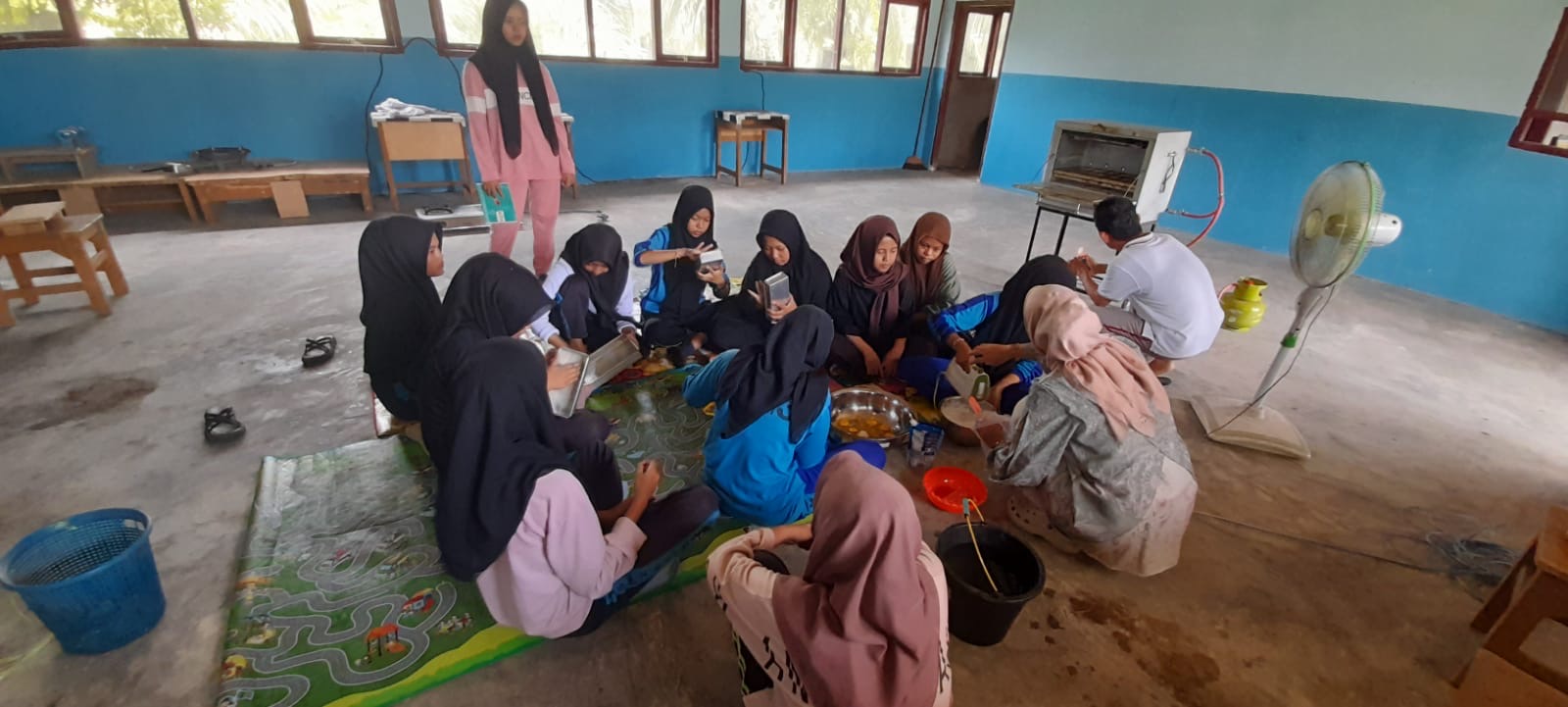 ‘Begini Keseruan Praktik Tata Boga MAN 3 Batang Hari’ ‘Begini Keseruan Praktik Tata Boga MAN 3 Batang Hari’