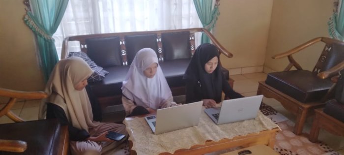 13 Siswa MAN 3 Batang Hari mengikuti Simulasi CBT OMI 2025