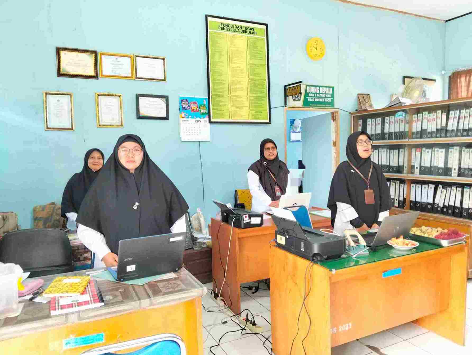 MAN 3 Batang Hari Mulai Berlakukan Edaran Wajib Memperdengarkan Lagu Kebangsaan Indonesia Raya