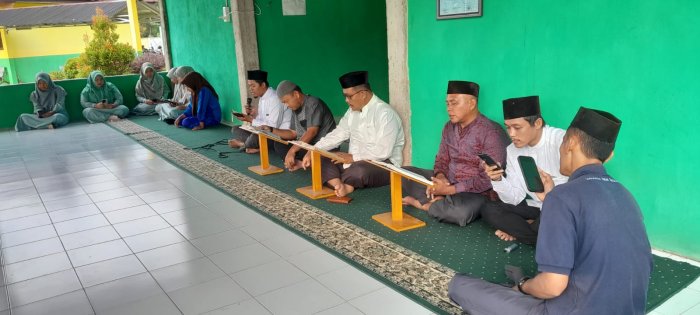 MAN 3 Batang Hari Gelar Pembacaan Surat Al-Kahfi Sebagai Penyejuk Hati