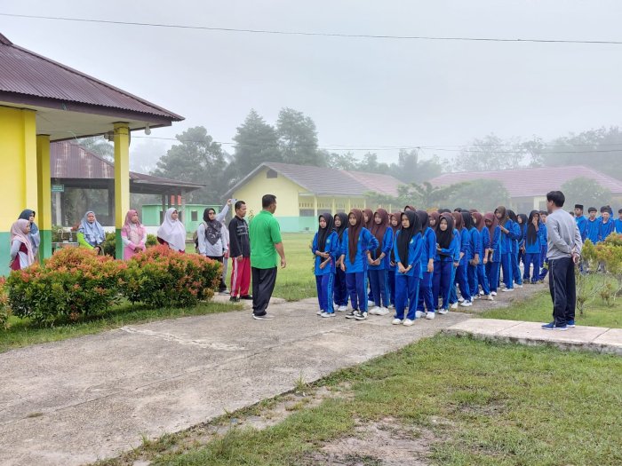 Pagi Sehat Bersama MAN 3 Batang Hari Lewat Kegiatan Jalan Santai