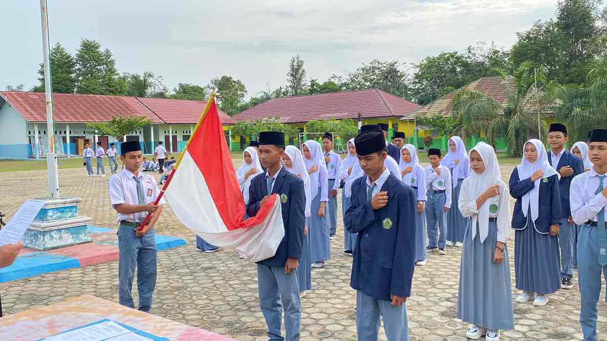 ‘Usai Pelantikan OSIM, Winarto - Ramadani : Siap Mengemban Amanah ‘Usai Pelantikan OSIM, Winarto - Ramadani : Siap Mengemban Amanah