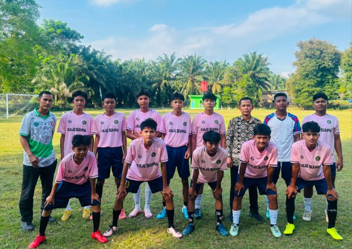 Tim Sepak Bola MAN 3 Batang Hari Ikut Partisipasi Turnamen Antar Dusun Desa Pasar Terusan Tahun 2026