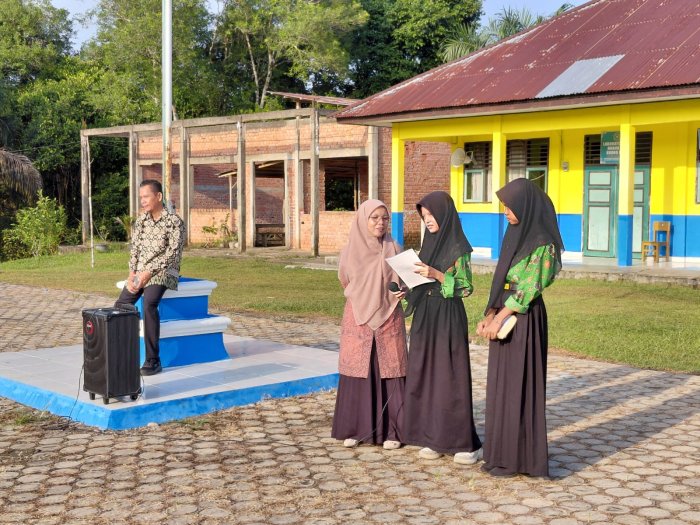 Berkerumun Hari Literasi Madrasah (HALIMA) Membaca