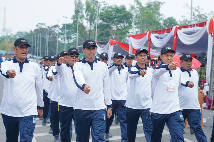 Satu Amanah, Dua Nama: Reza Pahlefi Wakili MAN 3 dan Kemenag di Pawai HUT RI
