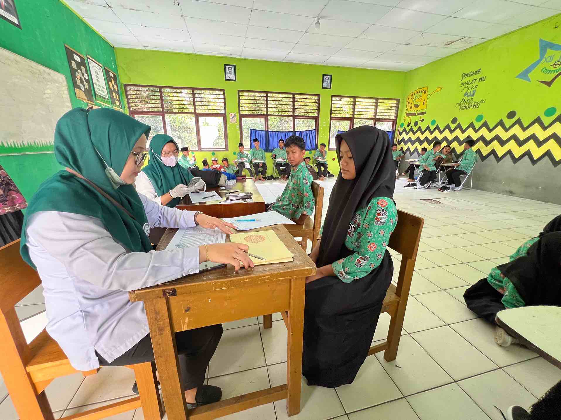 Pantau Kesehatan Peserta Didik, MAN 3 Batang Hari Ikuti Screening Kesehatan oleh Puskesmas Pasar Terusan